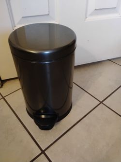 Small  trash can