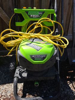 Power washer Greenworks 2300psi