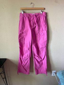 ASOS Men’s Pink Wide Leg Cargo Pant, size Medium