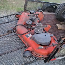 Husqvarna Riding Mower 48"deck 