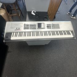 Roland Fantom X8 Synthesizer w Power Cord