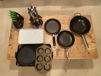 Knives, Pans, Cookware and Bakeware Lot
