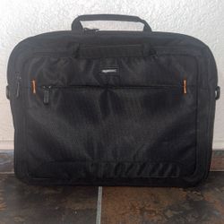 AmazonBasics Laptop Bag