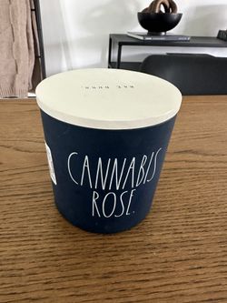 Large Rae Dunn Candle 