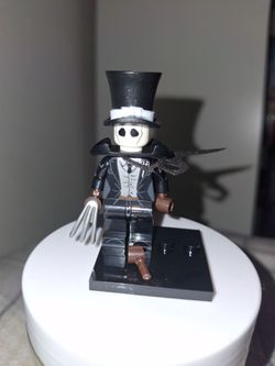 LEGO Minifigure with Accessory