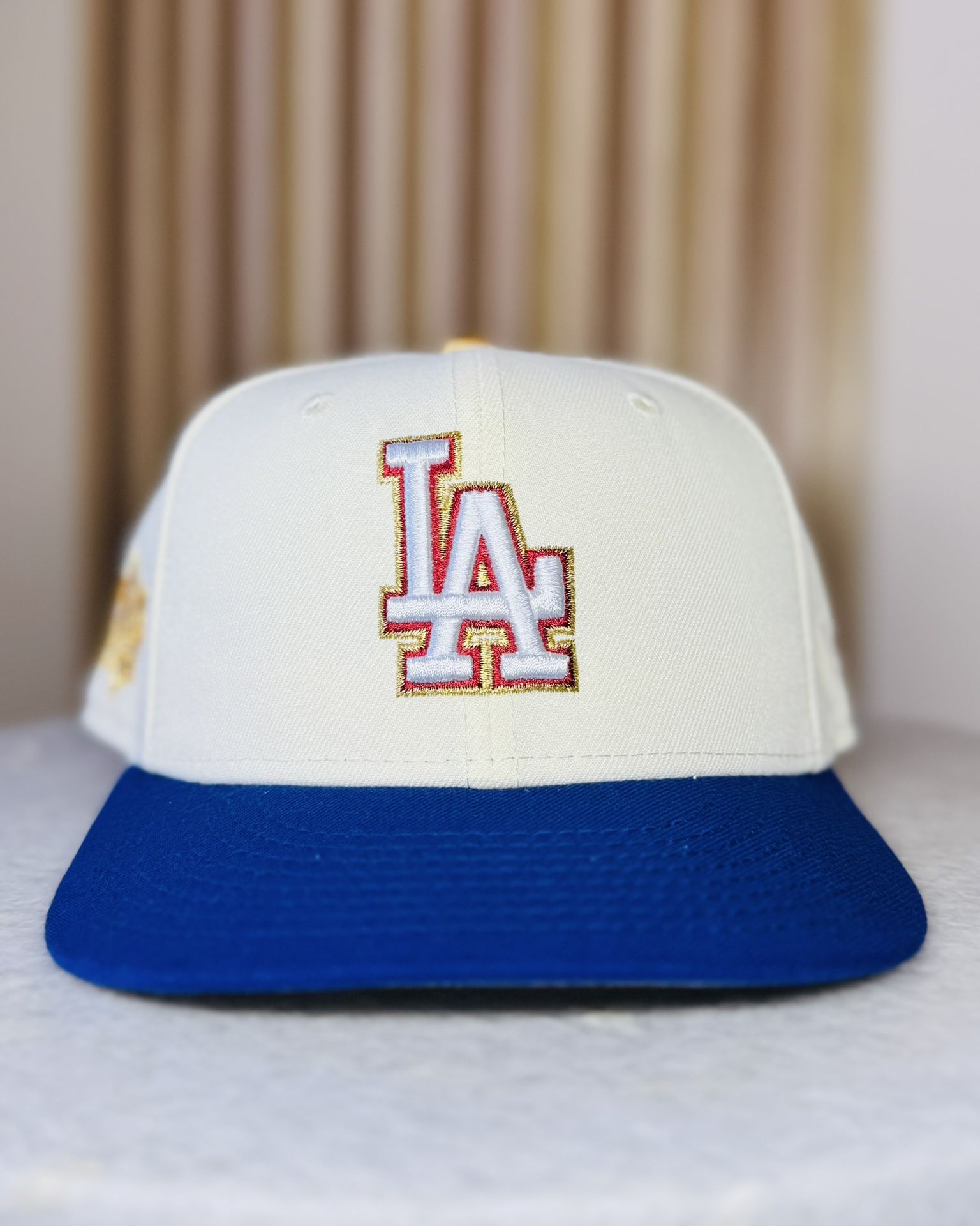 Locker room Downey Size 7 1/4