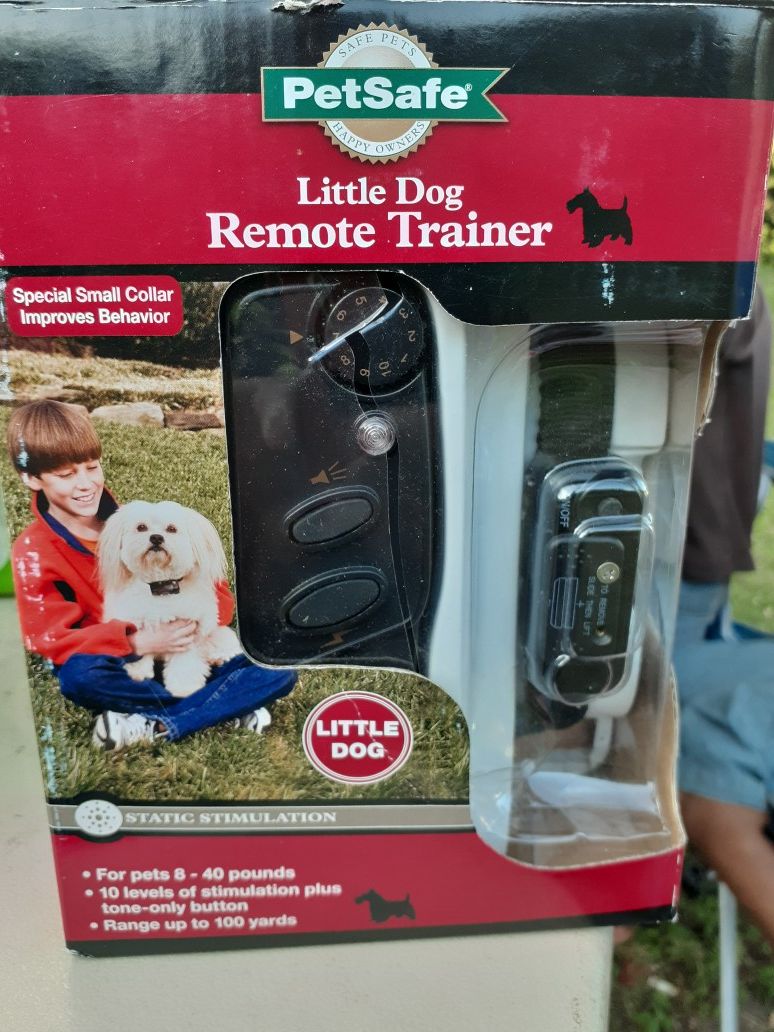 PETSAFE little dog remote trainer for little dogs and medium to bigger dogs open to Once never used