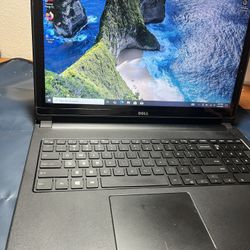 Laptop Dell 15 Inches Touchscreen 