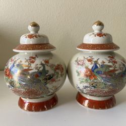 Pair of Japanese ginger jar 
