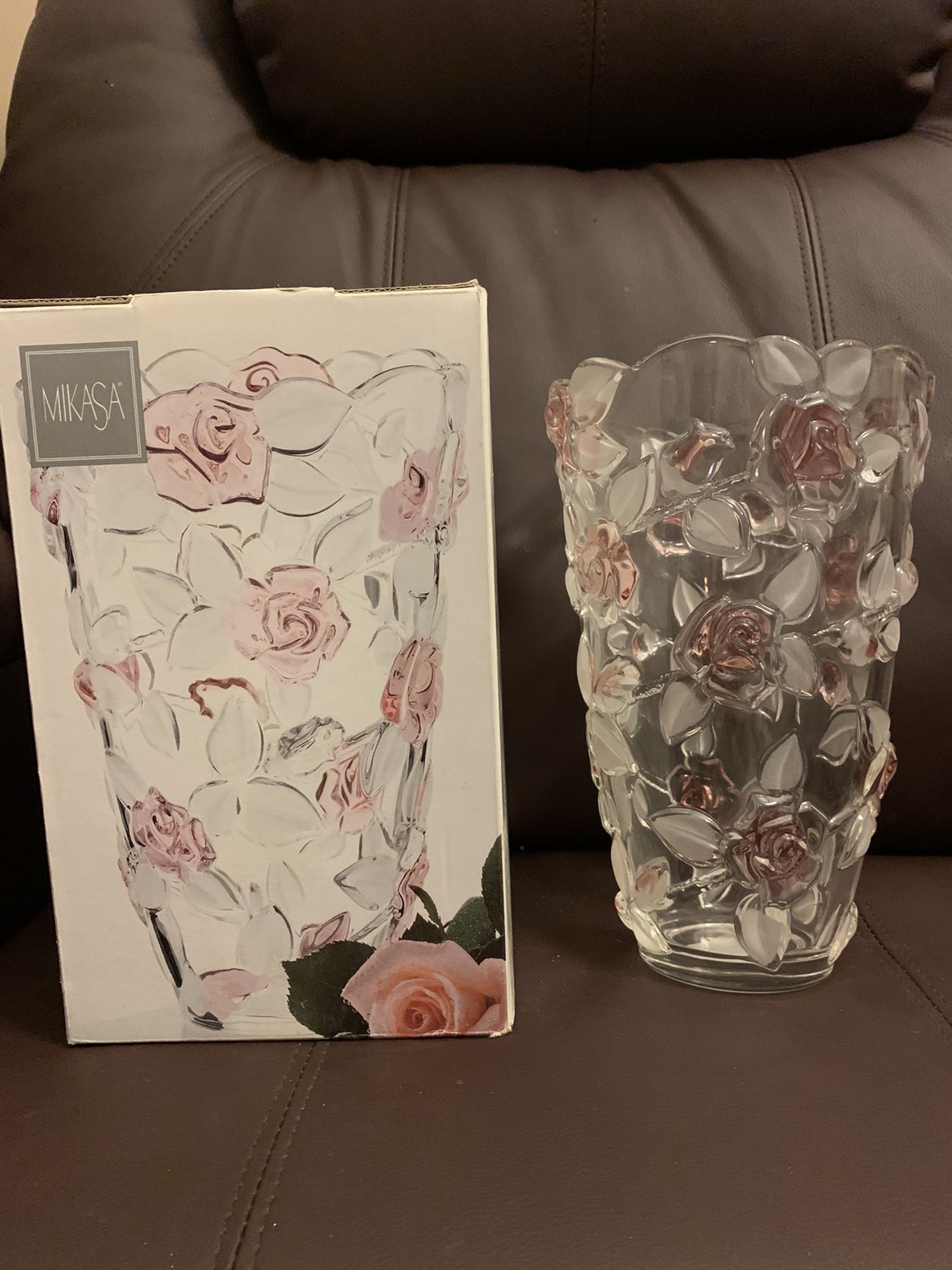 Mikasa Bella Rosa vase