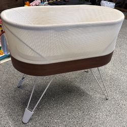 Snoo Bassinet 