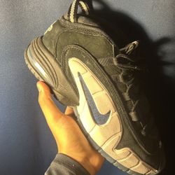Air penny 1 social status