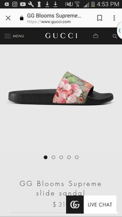 Women's flip flops can fit in women's sizes 8/9