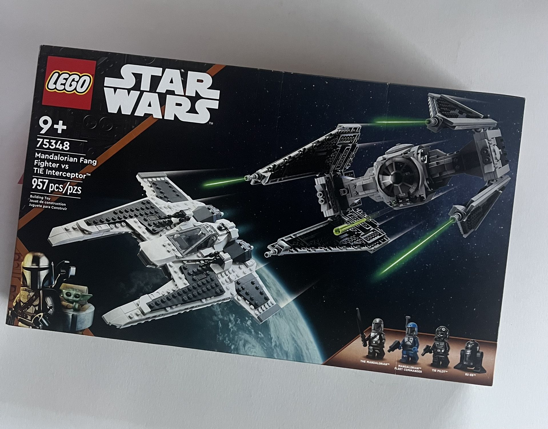 Lego TIE INTERCEPTOR vs MANDALORIAN FANG FIGHTER
