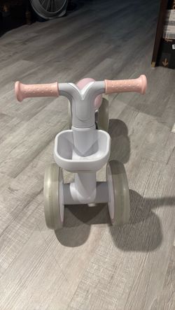 Toddler balance bike