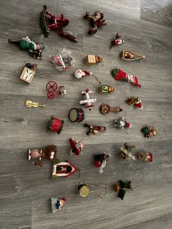 29 piece Vintage Christmas Tree Ornaments