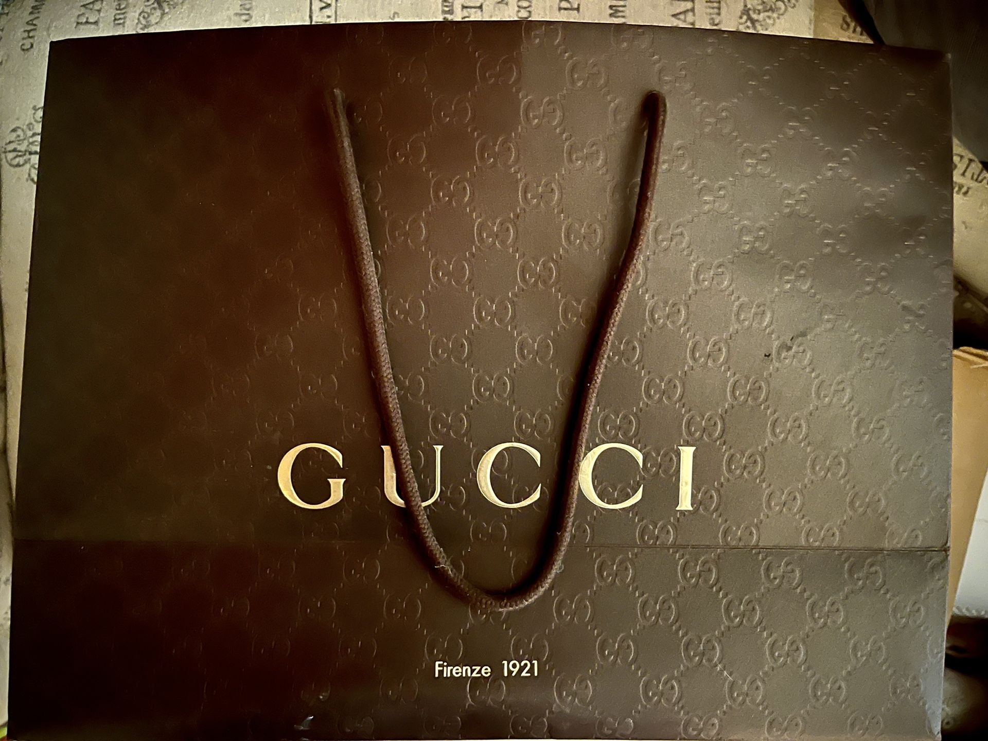 Authentic Gucci Bag And Show Box With Trademark Tissue