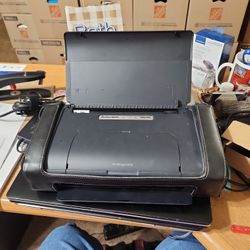 HP Office Jet H470 Used Rarely PORTABLE and COLOR With Printer Cord