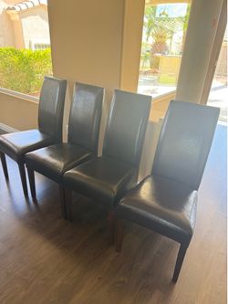 Set of 4 Brown High-Back Dining Chairs – Great Condition
