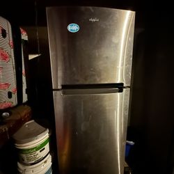 Whirlpool Refrigerator 