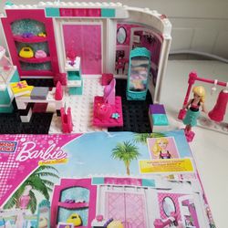 Barbie Fashion Boutique LEGO set 80225 for Sale in Anaheim, CA