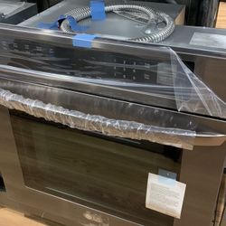 LG 30 in. Single Wall Oven with Convection in Black Stainless Steel