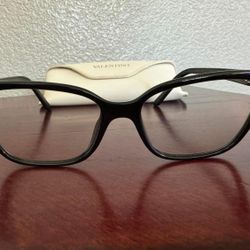 $75 Vintage 🌺Valentino🌺 Glasses 