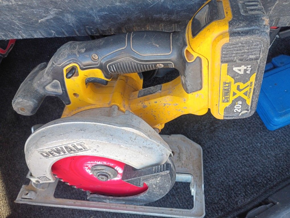 Dcs373 DeWalt Circular Saw 61/2 "