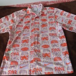 Mens Size M Nike Dri-FIT Short Sleeve Button Down Spring Shirt Guava Ice DV0041