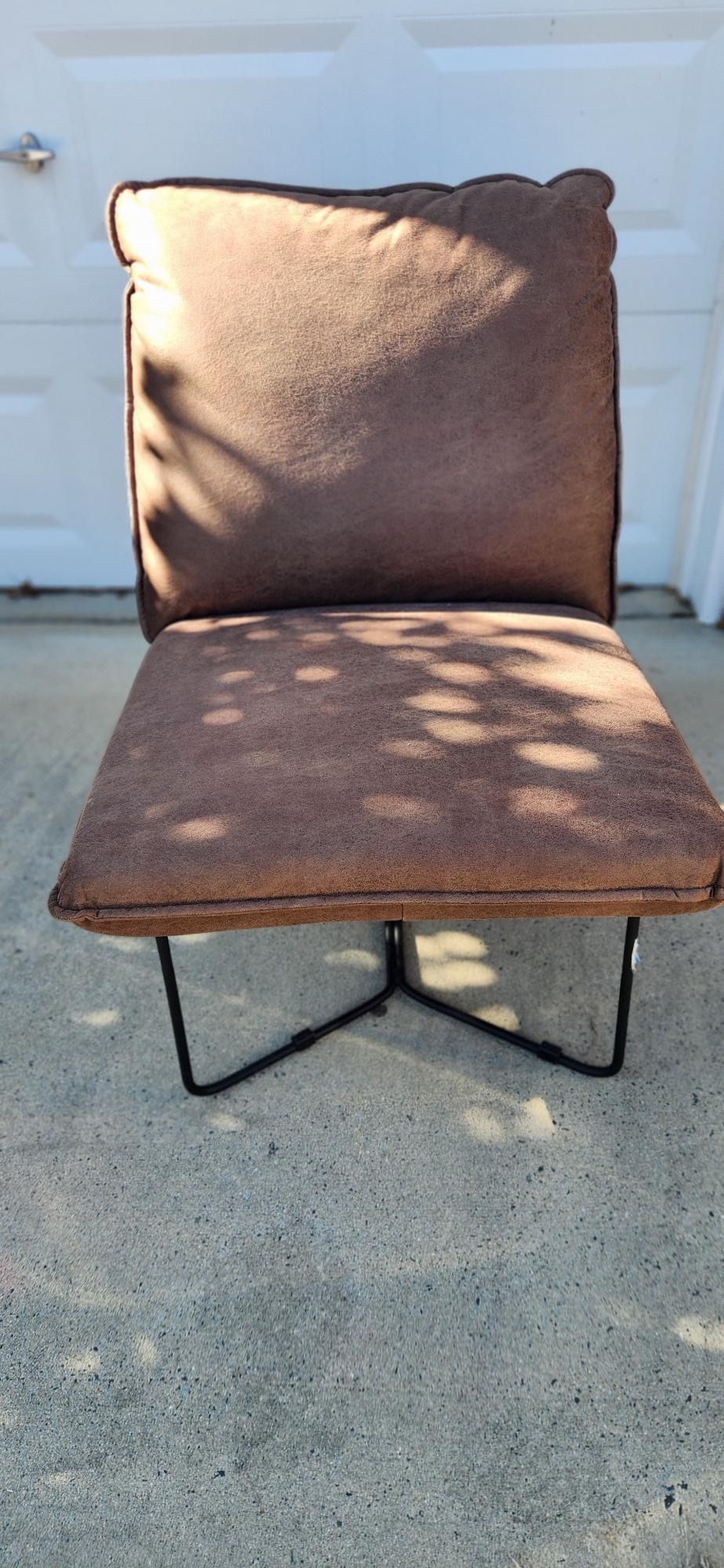 Sale! Lounge Chair!