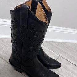 Cowgirl Boots 