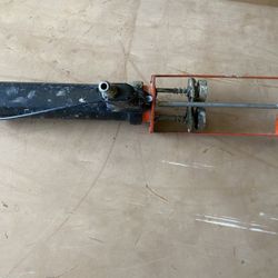 Epoxy, Caulking Gun