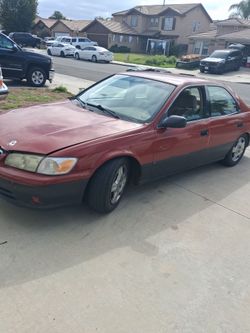 2000 Toyota Camry