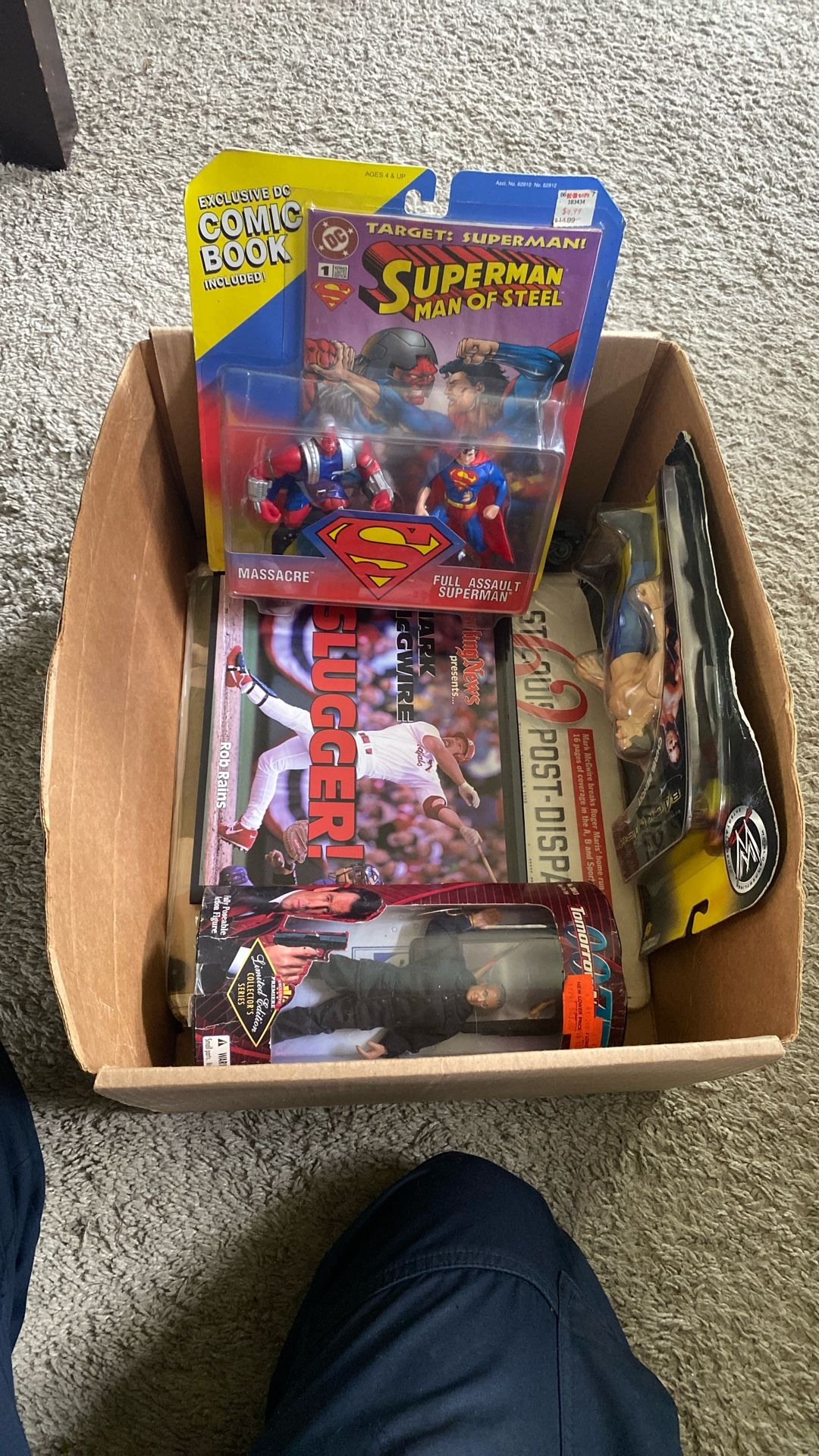 Box Of Collectibles/Cards