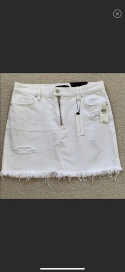 NWT sanctuary denim skirt 28