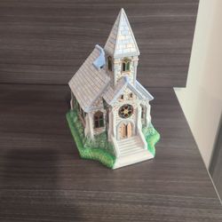 PartyLite The Church Olde World Village Tealight House Candle Holder New