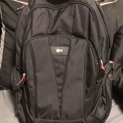 Case logic laptop backpack