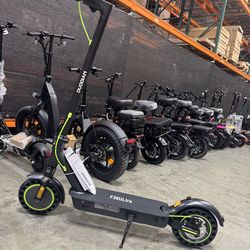 Electric scooter