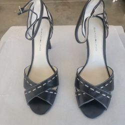 BANDOLINO Women's Shoe - Size 6 1/2 7th