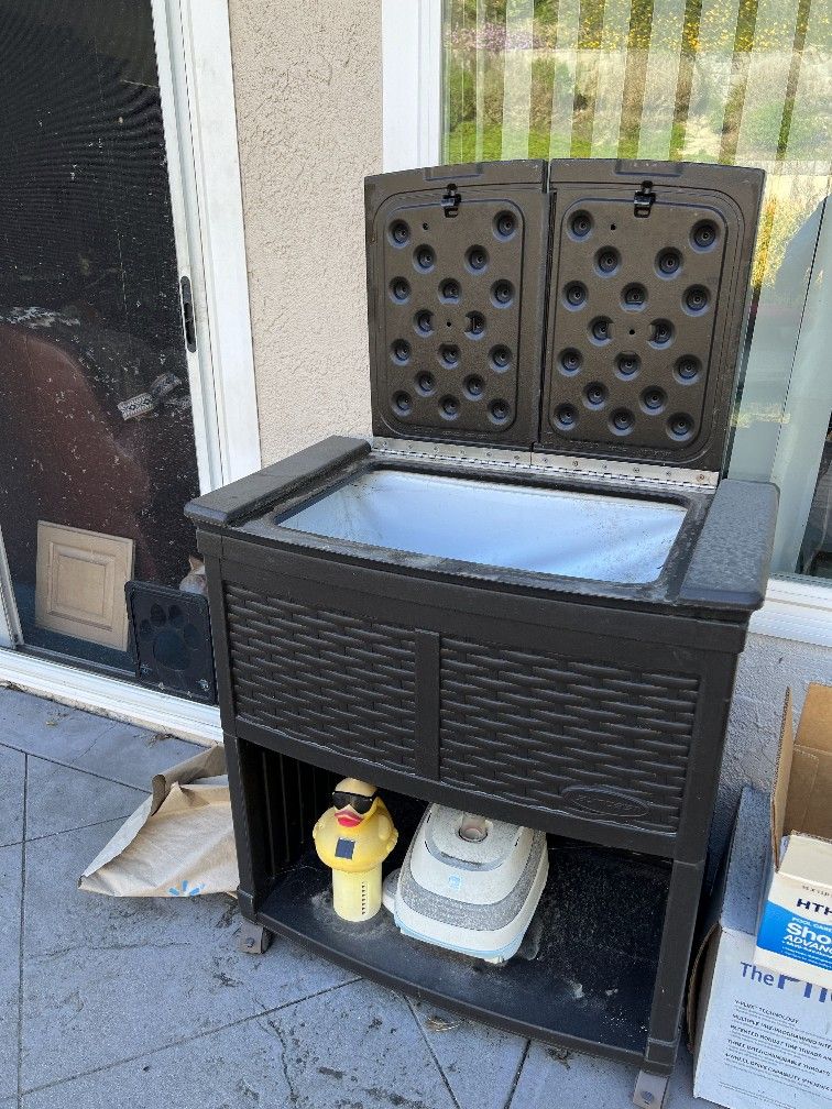 Pool Cooler Storage, BBQ Table