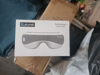 EYE MASSAGER  NEW IN BOX