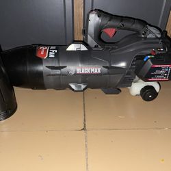 Black max 2 Cycle Axial Fan Leaf Blower 520 CFM 160 MPH