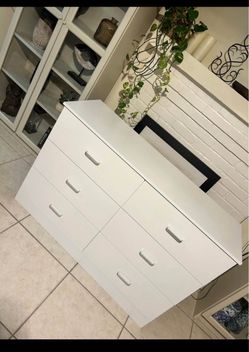 2  dressers