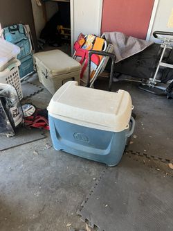 Ice Cooler