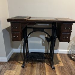 Vintage  Sewing Machine Base