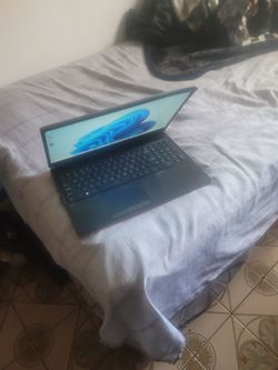 Dell laptop: Intel Core i9, TypeC, Windows11 V-25H2. MS-office.