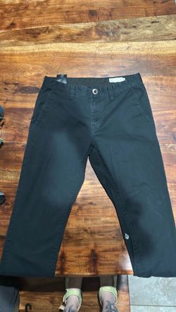 Men’s 32 x 32 Volcom pants black
