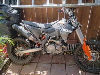 KTM DIRT BIKE