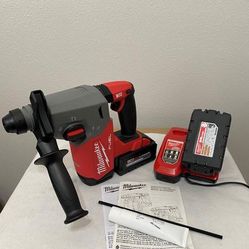 Milwaukee M18 FUEL 18V Lithium-Ion Brushless 1 in. Cordless SDS-Plus Rotary Hammer Kit with Two 6.0 Ah Batteries
