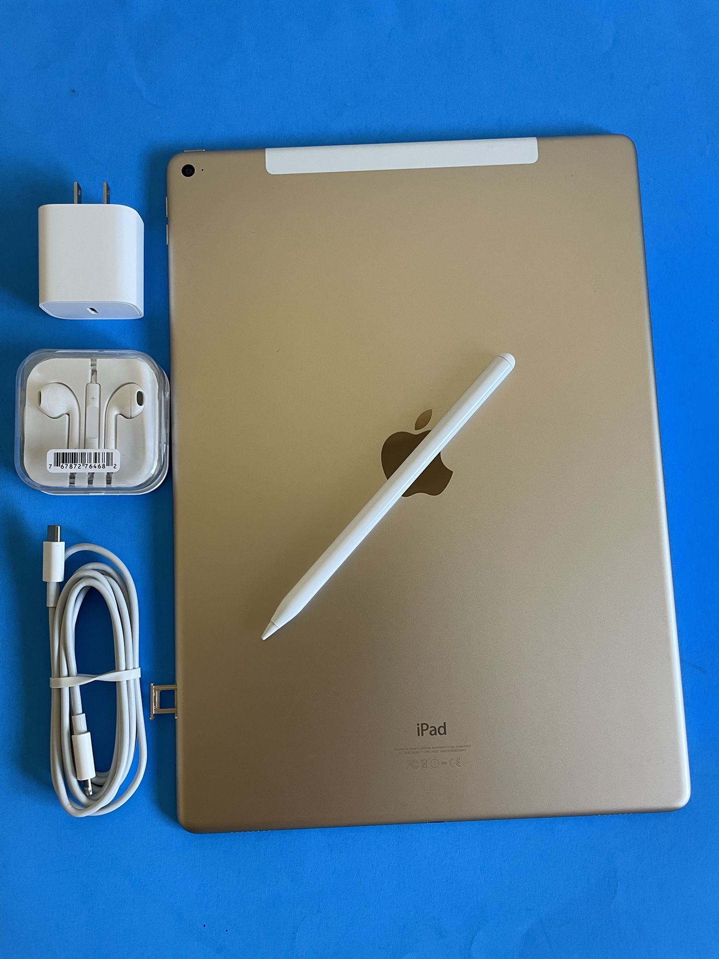 128GB Apple IPad Pro 12.9” (Retina /Touch ID / IOS 16) WiFi + cellular (Unlocked) with keyboard, case, pen & Accesories (Apple Largest Tablet)